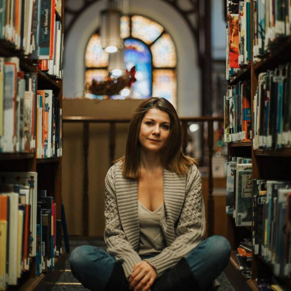 Meet your Posher, Brit